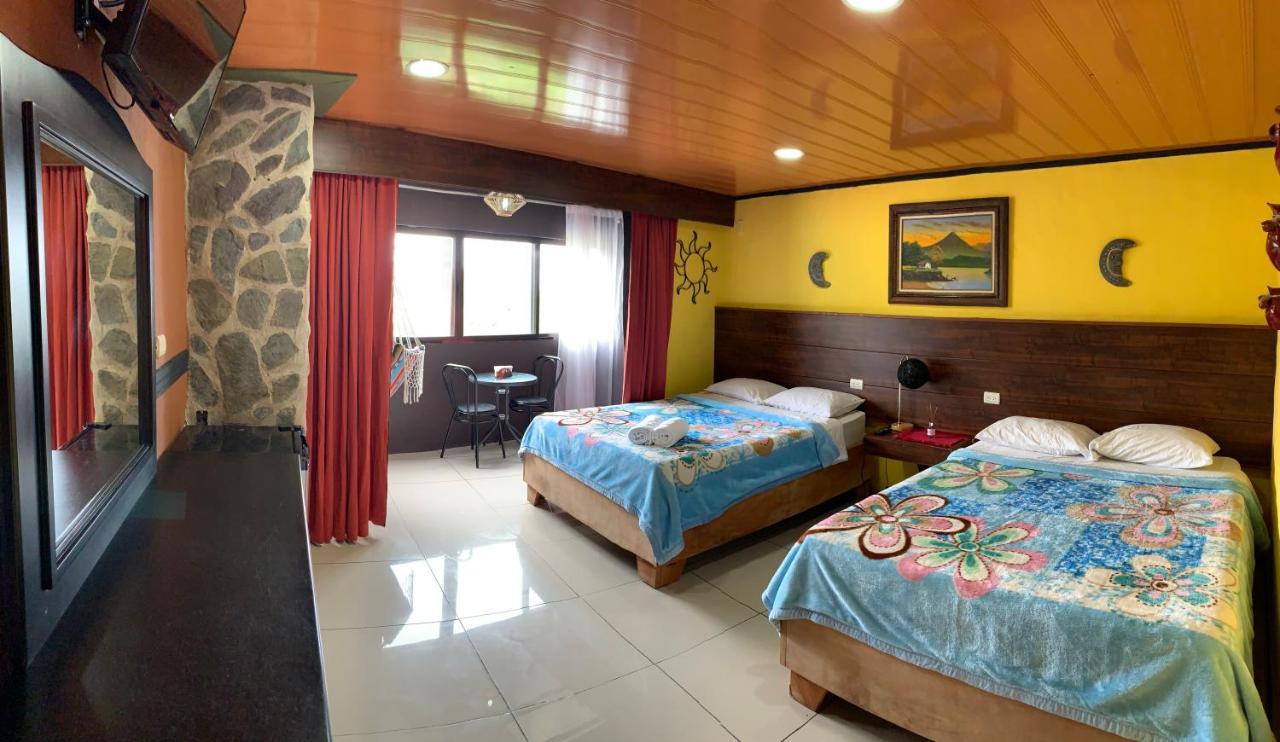 Cabinas Vista Al Golfo モンテベルデ エクステリア 写真