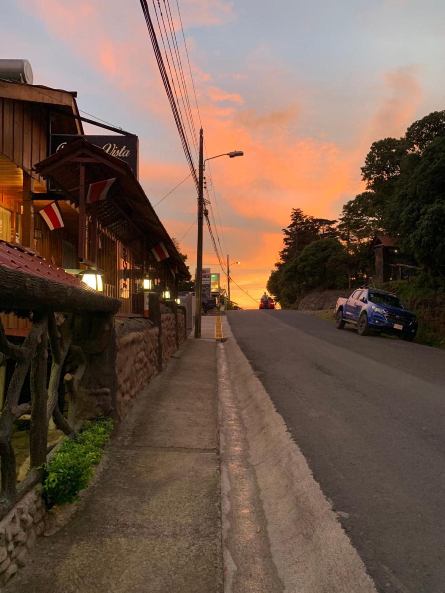 Cabinas Vista Al Golfo モンテベルデ エクステリア 写真